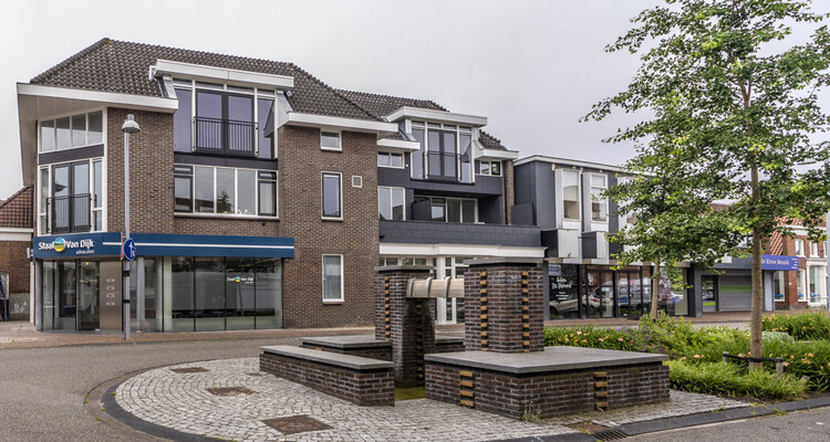 Transformatie kantoorgebouw tot appartementencomplex met kantoorplint